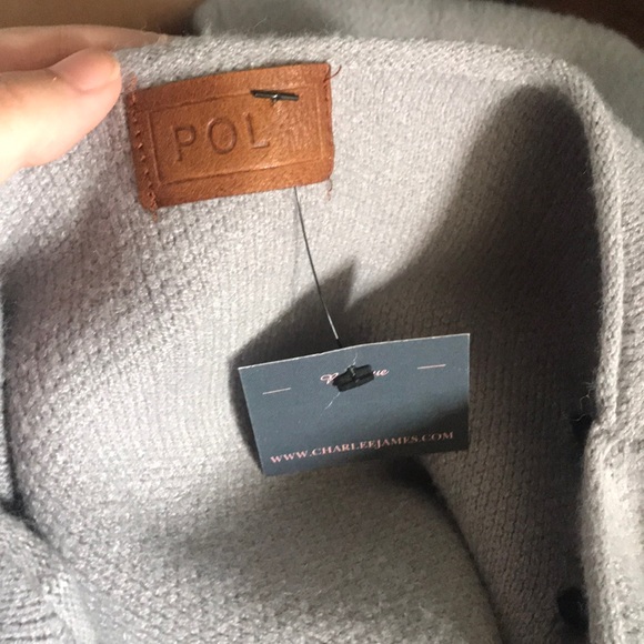 top - Picture 3 of 3